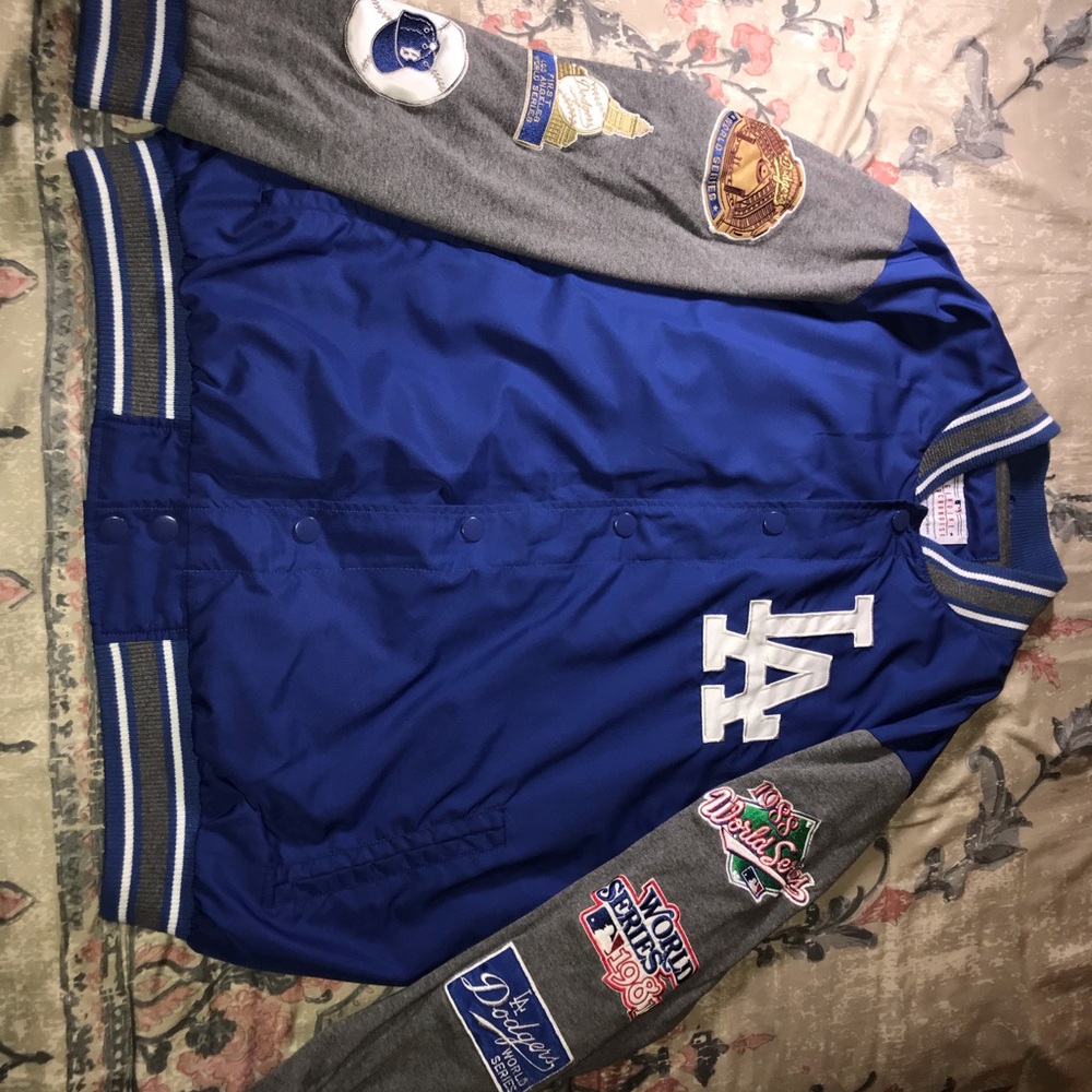 La Dodgers wold series commemorative jacket